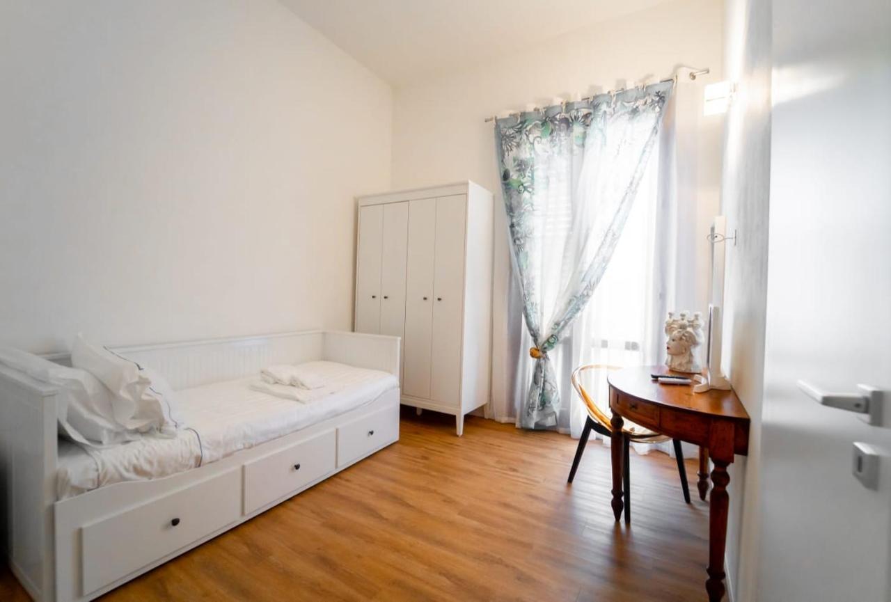 Gioia Mia Suites กัสเตลลัมมาเร เดล โกลโฟ ภายนอก รูปภาพ