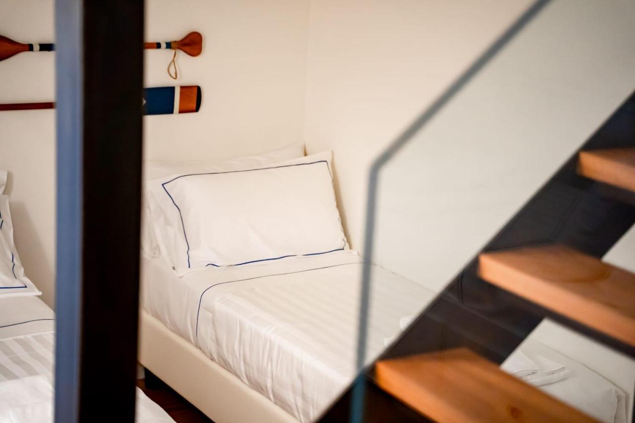 Gioia Mia Suites กัสเตลลัมมาเร เดล โกลโฟ ภายนอก รูปภาพ
