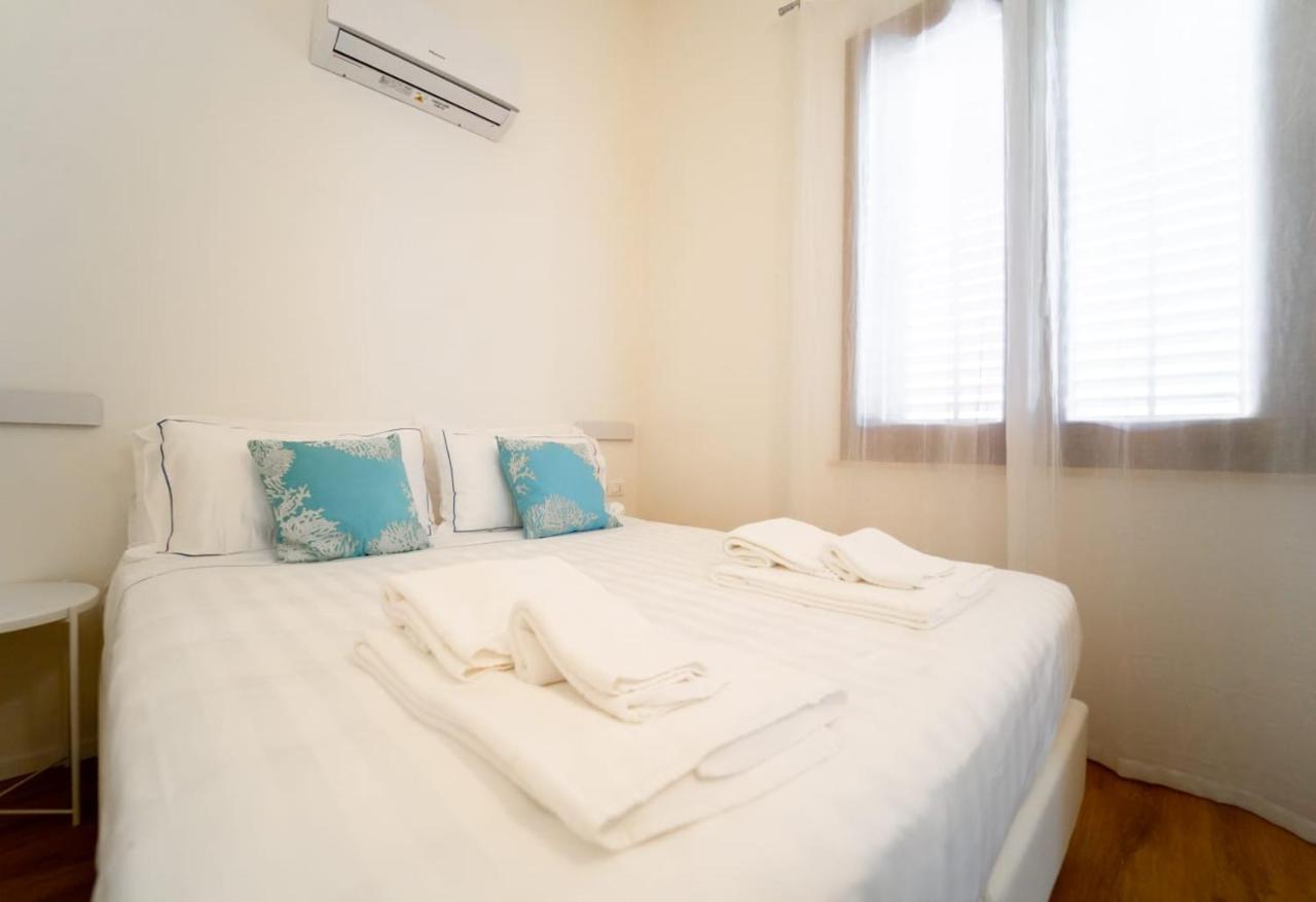 Gioia Mia Suites กัสเตลลัมมาเร เดล โกลโฟ ภายนอก รูปภาพ