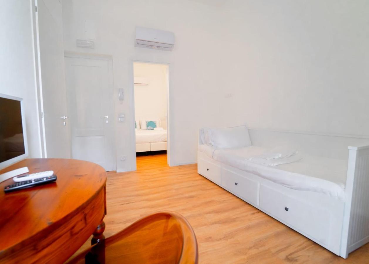 Gioia Mia Suites กัสเตลลัมมาเร เดล โกลโฟ ภายนอก รูปภาพ